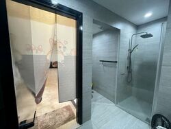 Regent Heights (D23), Condominium #587237011